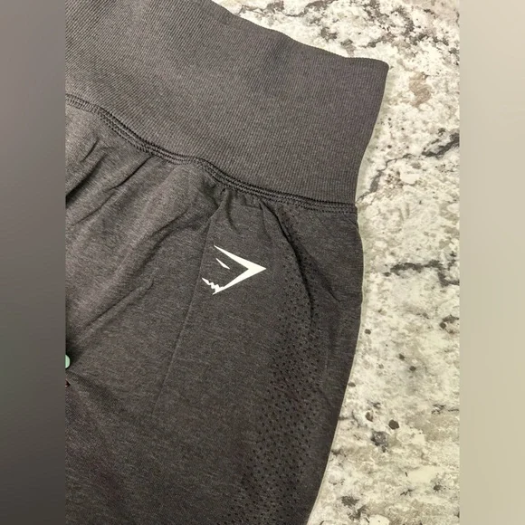 Gym shark seamless running shorts - Picture 2 of 4